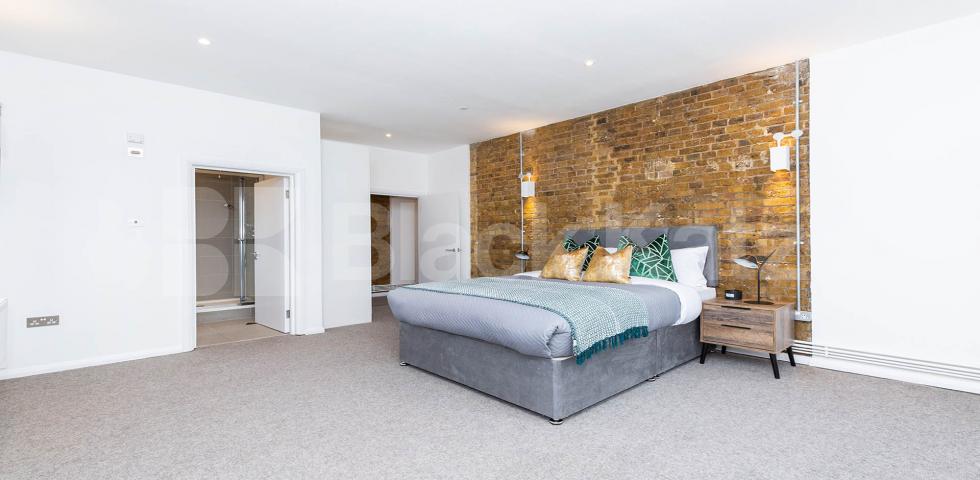 			3 Bedroom, 1 bath, 1 reception Apartment			 SPRINGFIELD HOUSE LOFTS-TYSSEN STREET, DALSTON E8
